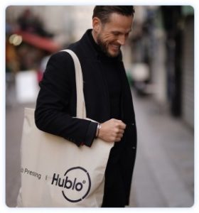 Client du pressing Ă domicile Hublo satisfait de l'application Hublo