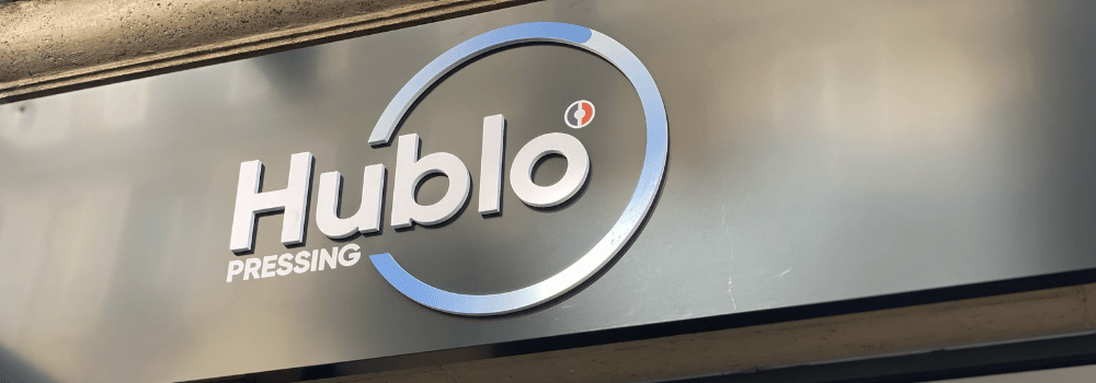 Enseigne Hublo Pressing Paris 8 Enseigne Hublo Pressing Paris 8